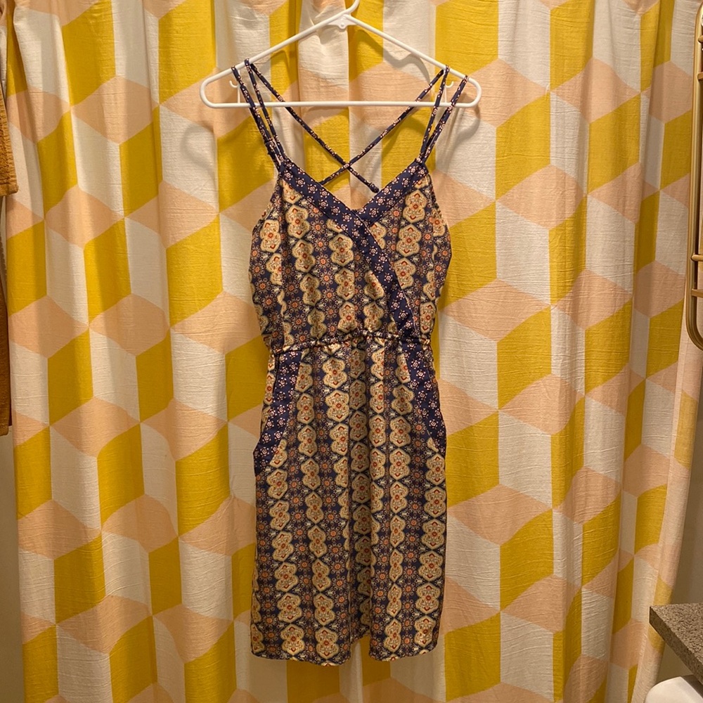 Short dress